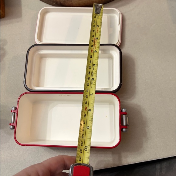 Red Lunch Box - Picture 5 of 7